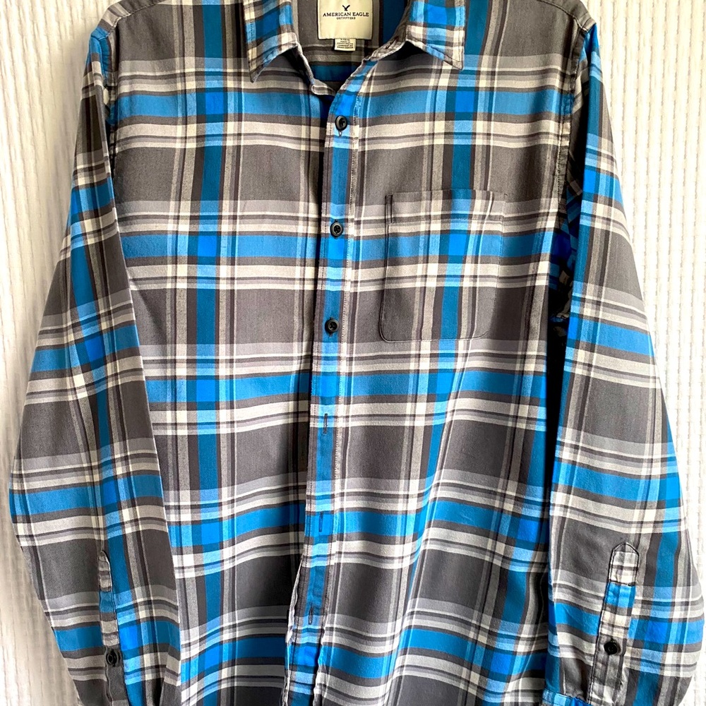 American Eagle soft flannel shirt